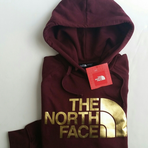 womens burgundy north face hoodie